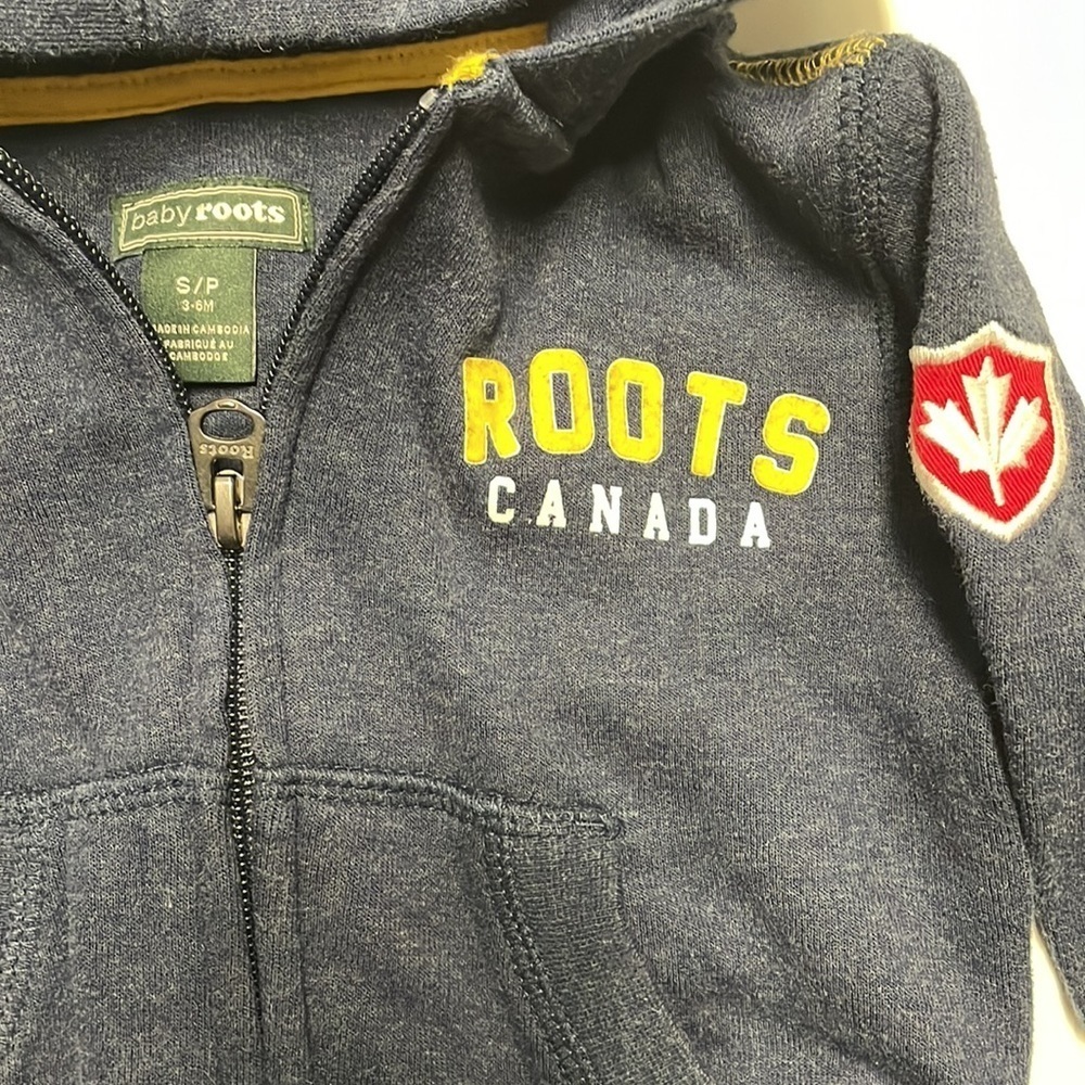 Baby roots hoodie sweater - Picture 2 of 3